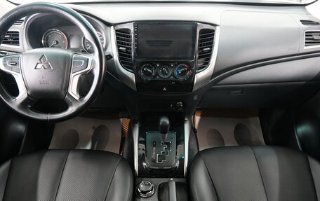 Mitsubishi L200 IV рестайлинг, 2022 год, 4 299 000 рублей, 13 фотография