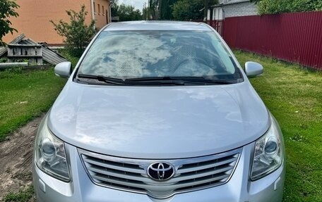 Toyota Avensis III рестайлинг, 2010 год, 1 500 000 рублей, 1 фотография