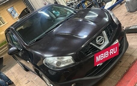 Nissan Qashqai, 2010 год, 730 000 рублей, 2 фотография