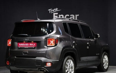 Jeep Renegade I рестайлинг, 2021 год, 2 219 000 рублей, 4 фотография