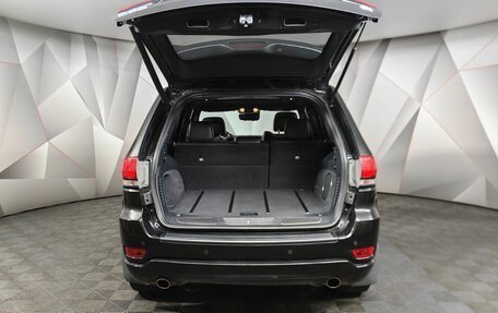 Jeep Grand Cherokee, 2016 год, 2 497 000 рублей, 21 фотография