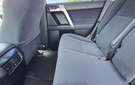 Toyota Land Cruiser Prado 150 рестайлинг 2, 2014 год, 3 470 000 рублей, 9 фотография
