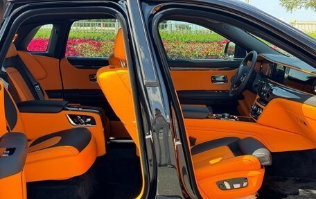Rolls-Royce Ghost Series II рестайлинг, 2022 год, 39 990 000 рублей, 12 фотография
