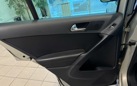 Volkswagen Tiguan I, 2010 год, 1 049 000 рублей, 15 фотография