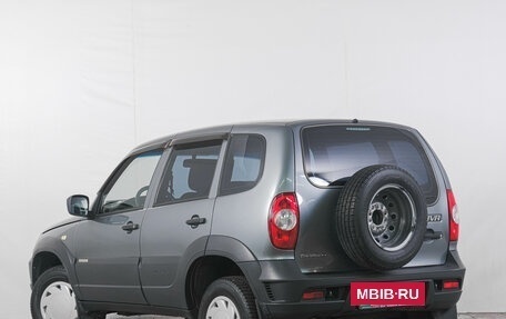 Chevrolet Niva I рестайлинг, 2017 год, 829 000 рублей, 3 фотография