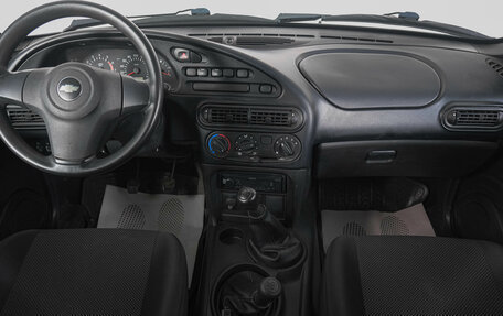 Chevrolet Niva I рестайлинг, 2017 год, 829 000 рублей, 12 фотография