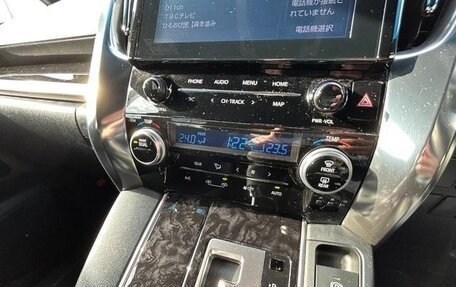 Toyota Alphard III, 2021 год, 2 930 888 рублей, 9 фотография