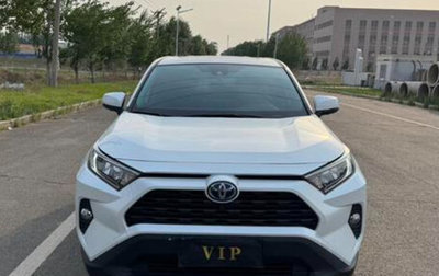 Toyota RAV4, 2022 год, 3 350 000 рублей, 1 фотография
