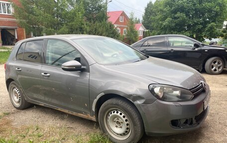 Volkswagen Golf VI, 2010 год, 450 000 рублей, 2 фотография