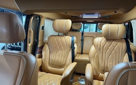 Mercedes-Benz V-Класс, 2021 год, 3 600 000 рублей, 6 фотография