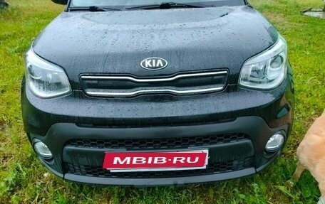 KIA Soul II рестайлинг, 2017 год, 1 100 000 рублей, 1 фотография