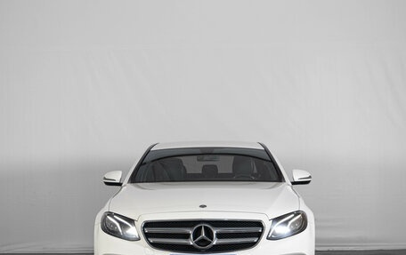 Mercedes-Benz E-Класс, 2017 год, 3 199 000 рублей, 1 фотография