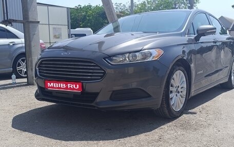 Ford Fusion (North America) II, 2015 год, 750 000 рублей, 1 фотография