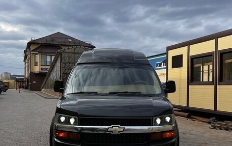 Chevrolet Express II, 2012 год, 3 000 000 рублей, 2 фотография