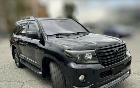 Toyota Land Cruiser 200, 2013 год, 4 050 000 рублей, 3 фотография