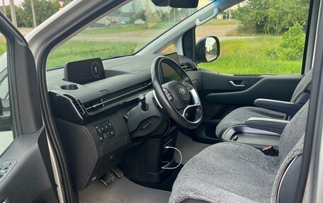 Hyundai Staria, 2021 год, 5 500 000 рублей, 4 фотография