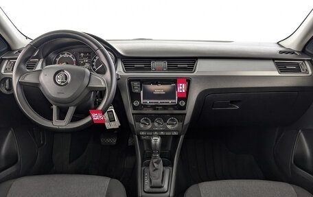 Skoda Rapid I, 2018 год, 1 270 000 рублей, 14 фотография