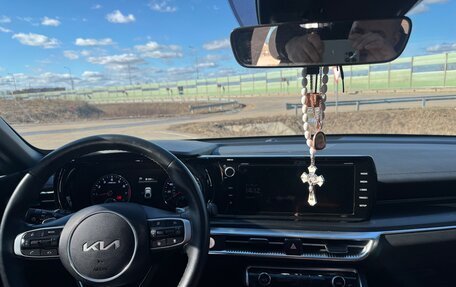 KIA K5, 2023 год, 5 300 000 рублей, 13 фотография