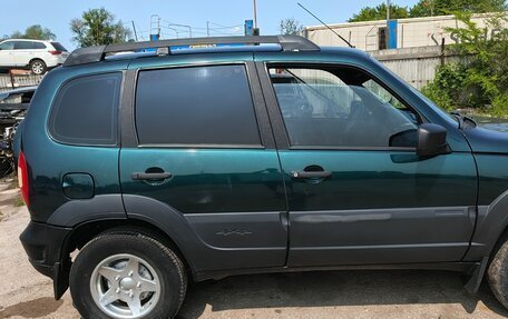 Chevrolet Niva I рестайлинг, 2004 год, 500 000 рублей, 3 фотография