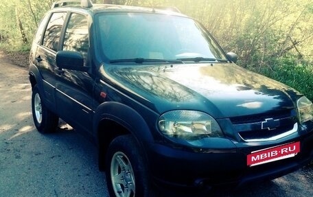 Chevrolet Niva I рестайлинг, 2004 год, 500 000 рублей, 2 фотография