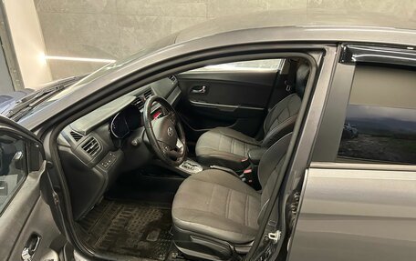 KIA Rio III рестайлинг, 2013 год, 899 000 рублей, 7 фотография