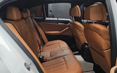 BMW 5 серия, 2022 год, 3 957 000 рублей, 6 фотография