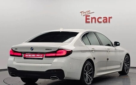 BMW 5 серия, 2022 год, 3 957 000 рублей, 2 фотография