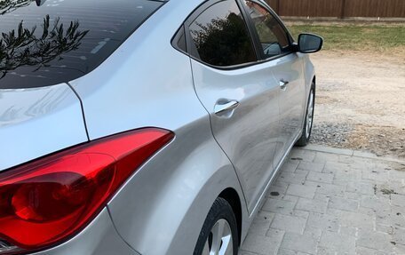 Hyundai Avante, 2011 год, 930 000 рублей, 3 фотография