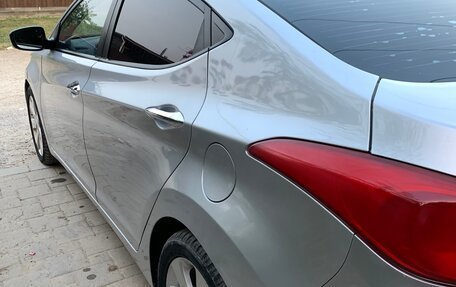 Hyundai Avante, 2011 год, 930 000 рублей, 4 фотография