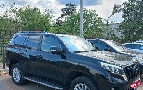 Toyota Land Cruiser Prado 150 рестайлинг 2, 2016 год, 5 100 000 рублей, 5 фотография