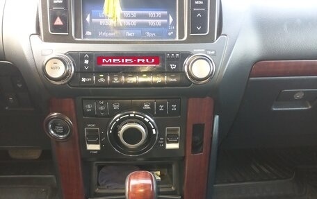 Toyota Land Cruiser Prado 150 рестайлинг 2, 2016 год, 5 100 000 рублей, 12 фотография