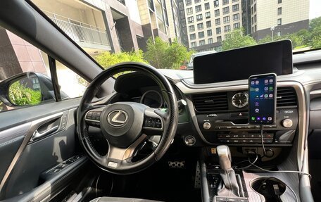 Lexus RX IV рестайлинг, 2021 год, 5 300 000 рублей, 6 фотография