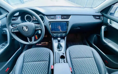 Skoda Octavia, 2022 год, 1 590 000 рублей, 4 фотография