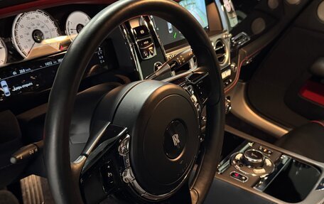 Rolls-Royce Wraith, 2018 год, 27 900 000 рублей, 13 фотография