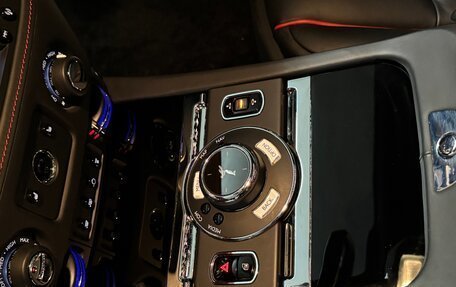 Rolls-Royce Wraith, 2018 год, 27 900 000 рублей, 22 фотография