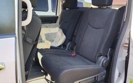 Nissan Serena IV, 2012 год, 1 200 000 рублей, 5 фотография