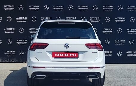 Volkswagen Tiguan II, 2019 год, 3 490 000 рублей, 7 фотография