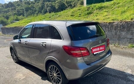 Mercedes-Benz B-Класс, 2015 год, 1 590 000 рублей, 5 фотография
