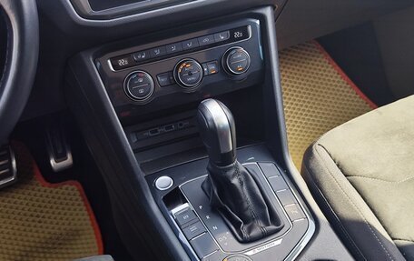 Volkswagen Tiguan II, 2019 год, 3 490 000 рублей, 23 фотография