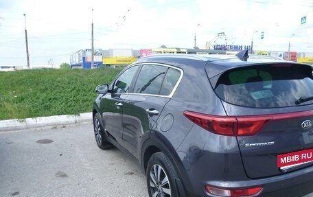 KIA Sportage IV рестайлинг, 2017 год, 2 300 000 рублей, 5 фотография