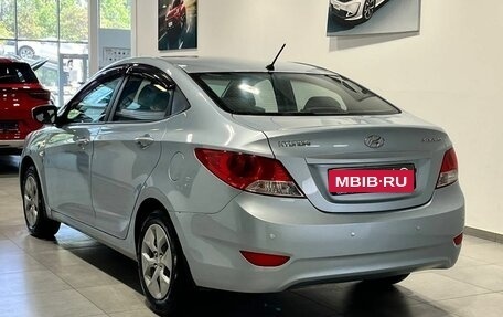 Hyundai Solaris II рестайлинг, 2011 год, 849 900 рублей, 2 фотография