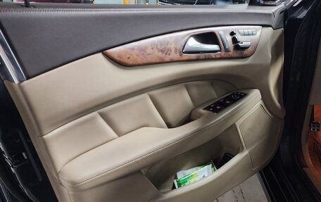 Mercedes-Benz CLS, 2013 год, 2 400 000 рублей, 15 фотография