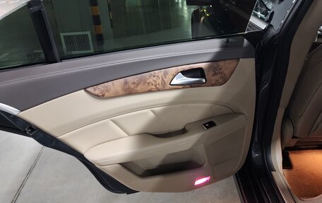 Mercedes-Benz CLS, 2013 год, 2 400 000 рублей, 17 фотография