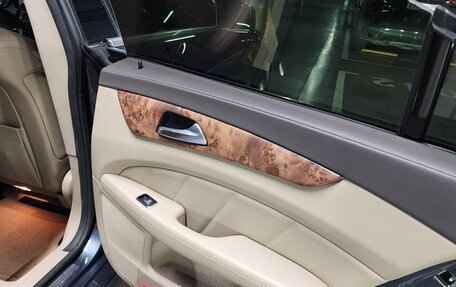 Mercedes-Benz CLS, 2013 год, 2 400 000 рублей, 16 фотография