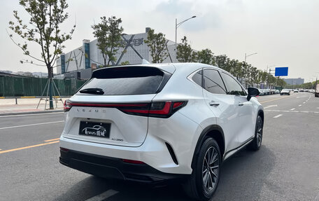Lexus NX, 2022 год, 3 800 000 рублей, 3 фотография