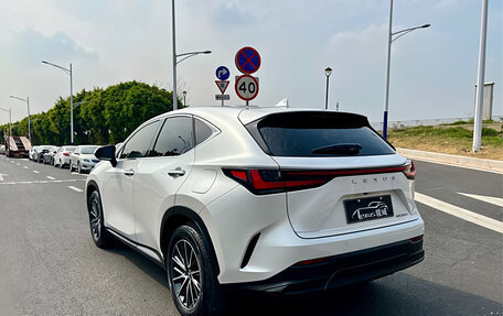 Lexus NX, 2022 год, 3 800 000 рублей, 4 фотография