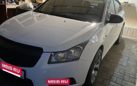 Chevrolet Cruze II, 2009 год, 870 000 рублей, 10 фотография
