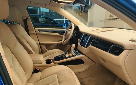 Porsche Macan I рестайлинг, 2014 год, 2 450 000 рублей, 17 фотография