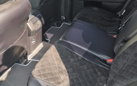 Toyota Land Cruiser Prado 150 рестайлинг 2, 2017 год, 3 490 000 рублей, 12 фотография