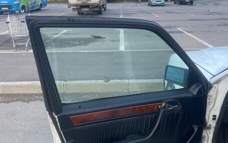 Mercedes-Benz W124, 1990 год, 290 000 рублей, 12 фотография